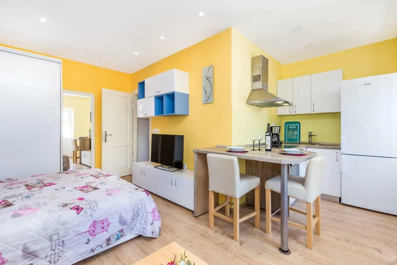 Apartment Nada Opatija