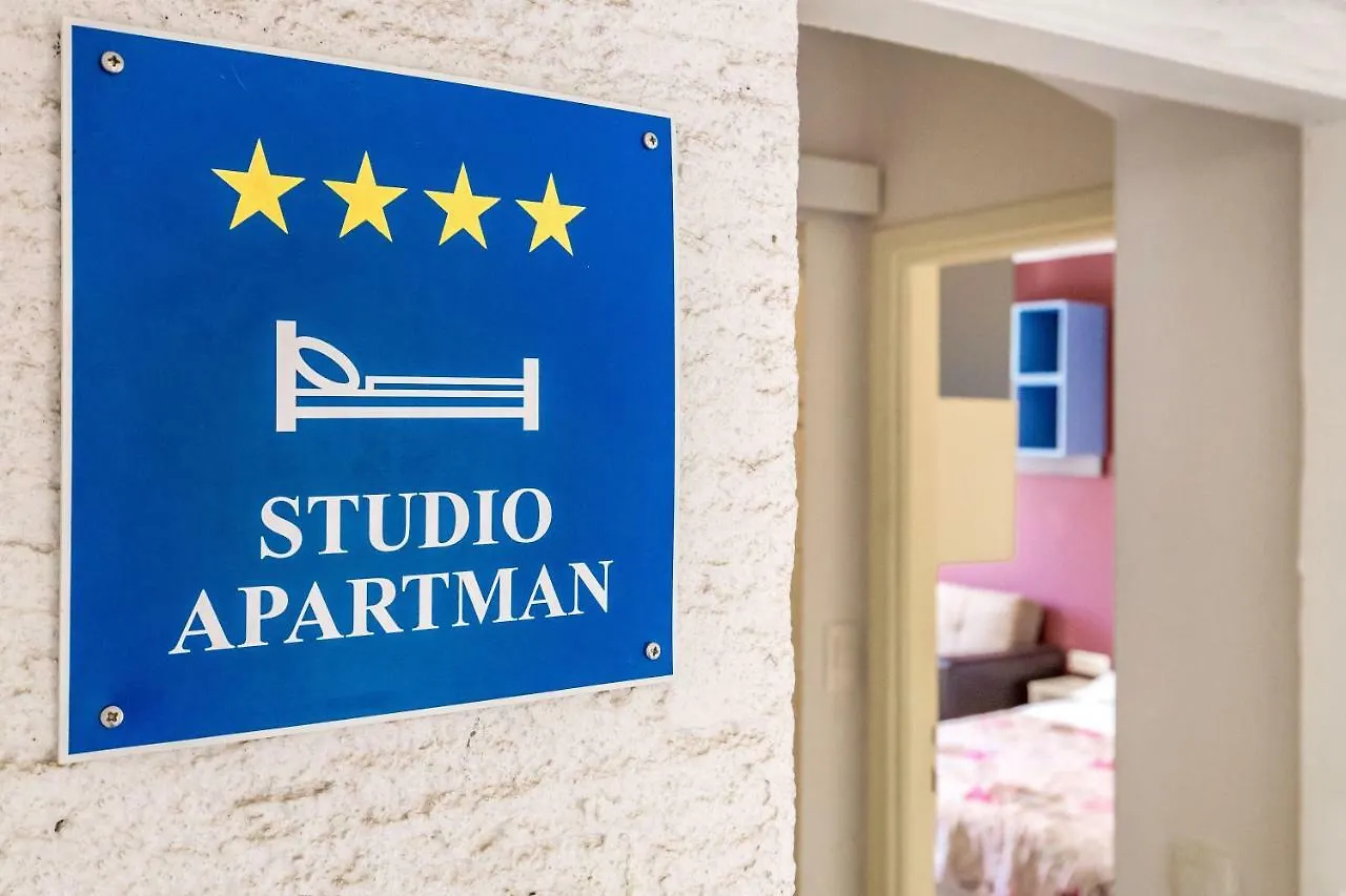 Apartment Nada Opatija 0*,