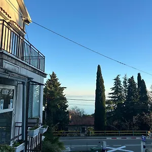 Gostinjska kuća & Semic, Opatija