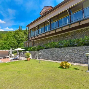 Apartment Vosilla, Opatija