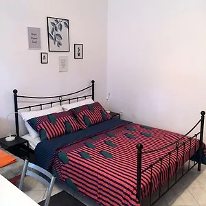 Apartman Lovely Studio By The Sea In Volosko, Abbázia